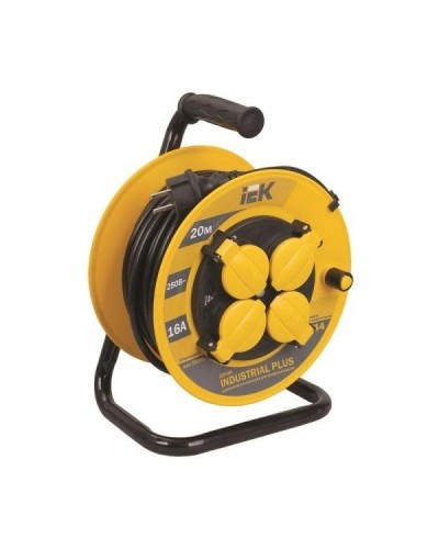 УК30 4 места 30м (WKP15-16-04-30-44). Удлинитель на катушке Industrial plus. IEK в Кемерово